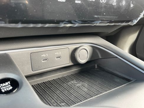 New 2026 Nissan Sentra SV w/ SV Convenience Package FWD image 29