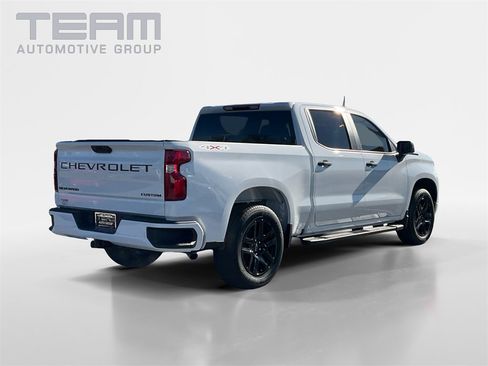 New 2026 Chevrolet Silverado 1500 Custom w/ LPO, Dark Essentials Package image 7