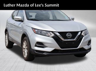 Used 2020 Nissan Rogue Sport SV image 1