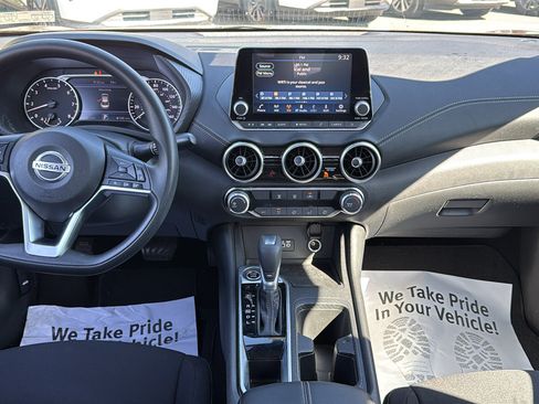 Certified 2023 Nissan Sentra SV FWD image 5