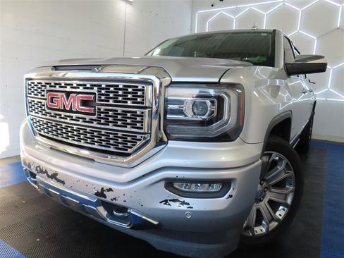 Used 2018 GMC Sierra 1500 Denali w/ Denali Ultimate Package image 1