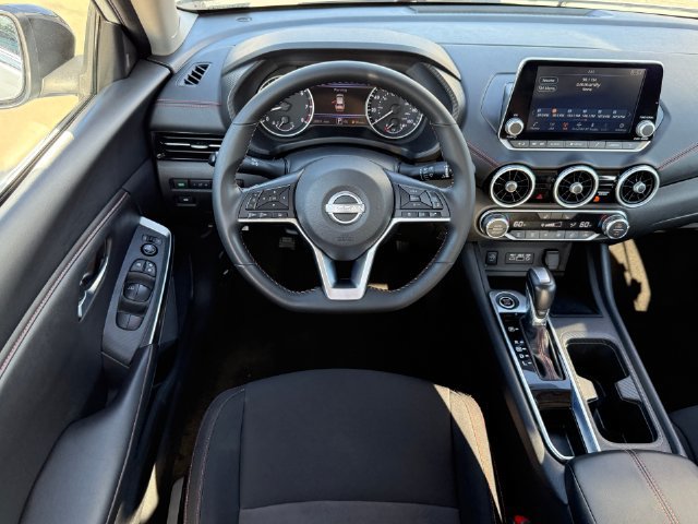 Used 2025 Nissan Sentra SR FWD image 29