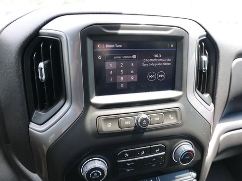 Used 2023 Chevrolet Silverado 1500 Custom AWD/4WD image 26