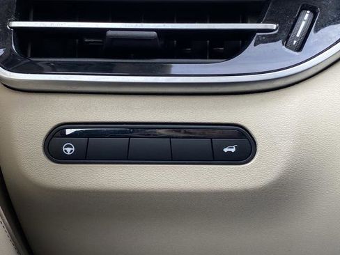 Used 2023 INFINITI QX60 Luxe AWD/4WD image 23