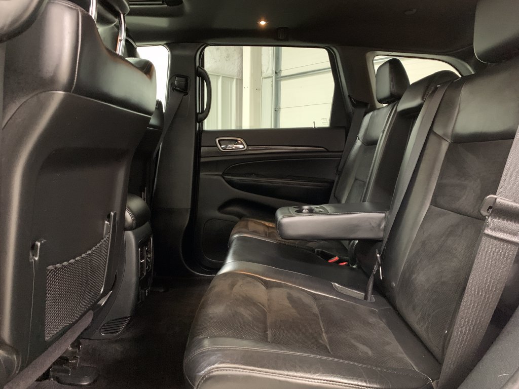 Used 2018 Jeep Grand Cherokee Altitude AWD/4WD image 20