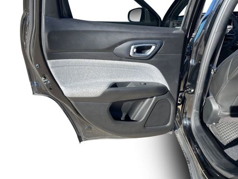 Used 2023 Jeep Compass Latitude w/ Convenience Group image 24