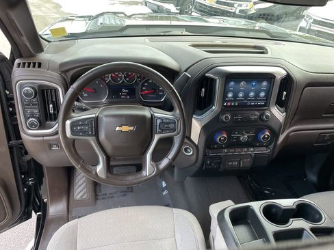Used 2022 Chevrolet Silverado 2500 LT w/ Convenience Package image 23