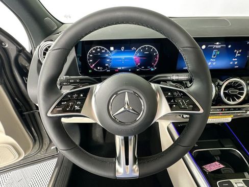 New 2026 Mercedes-Benz GLA 250 image 11