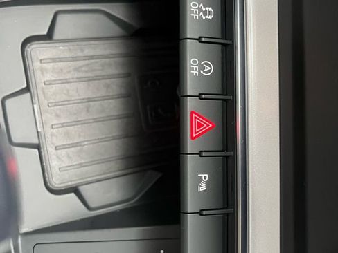 Used 2022 Audi Q3 2.0T Premium Plus image 44