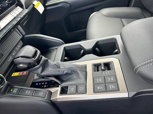 Used 2027 Toyota Land Cruiser AWD/4WD image 14