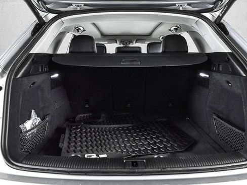 Certified 2023 Audi Q5 2.0T Premium Plus w/ Premium Plus Package image 6