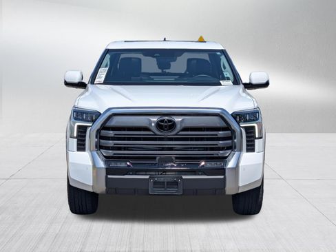 Used 2024 Toyota Tundra Limited AWD/4WD image 2