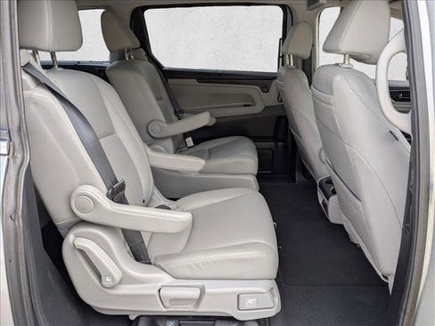 Used 2018 Honda Odyssey Elite image 21