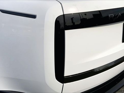 New 2026 Land Rover Range Rover SE AWD/4WD image 5