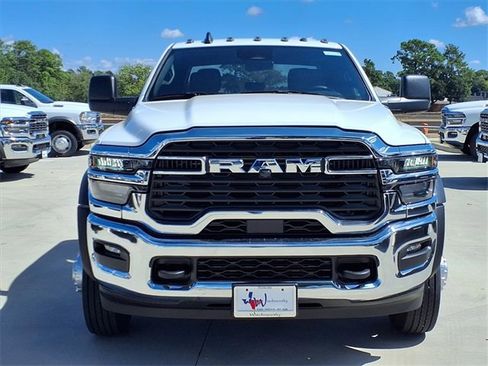 New 2026 RAM 5500 Tradesman w/ Chrome Appearance Group image 8