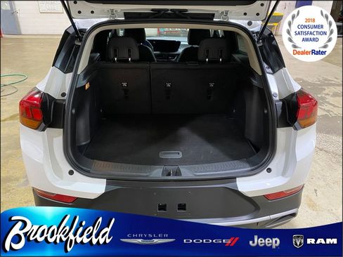 Used 2025 Buick Encore GX Preferred image 12