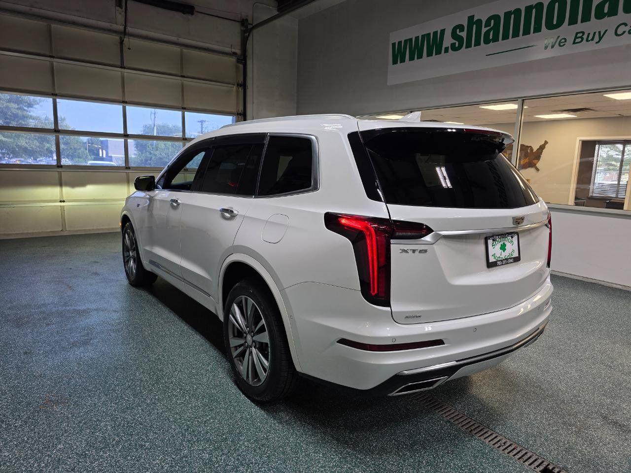 Used 2021 Cadillac XT6 Premium Luxury AWD/4WD image 7