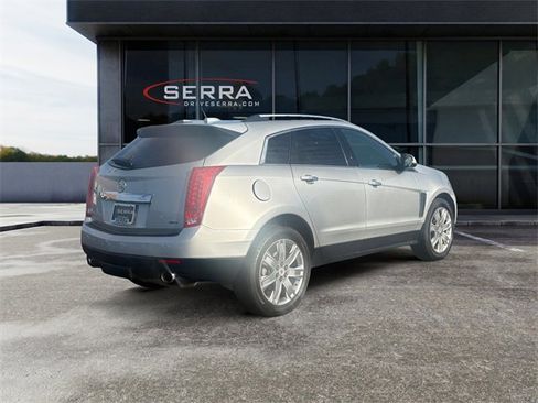 Used 2015 Cadillac SRX Luxury w/ Trailering Package image 5