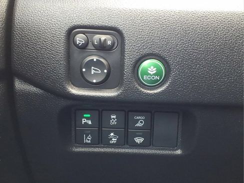 Used 2025 Honda Ridgeline TrailSport image 27