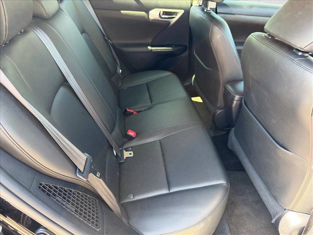 Used 2013 Lexus CT 200h FWD image 19