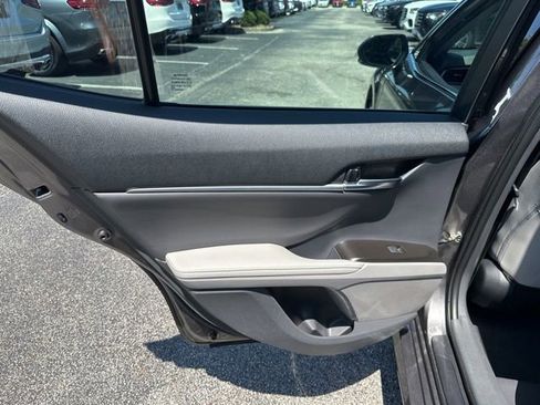 Used 2023 Toyota Camry XLE FWD image 22