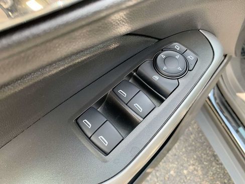 Certified 2024 Chevrolet Trax LS w/ LS Convenience Package FWD image 20