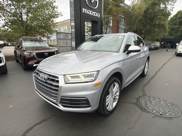 Used 2018 Audi Q5 2.0T Premium Plus w/ Premium Plus Package AWD/4WD image 4