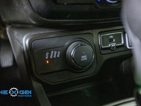 Used 2022 Jeep Renegade Latitude w/ Convenience Group AWD/4WD image 22