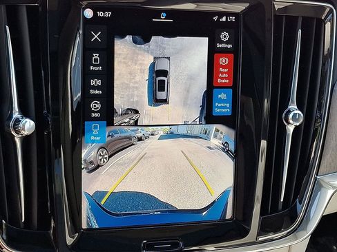 Certified 2025 Volvo V90 B6 Cross Country Ultra AWD/4WD image 20