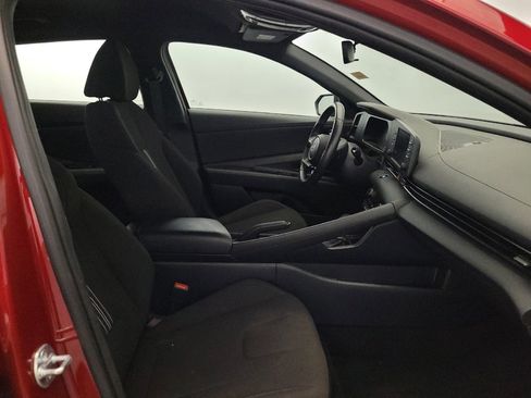 Used 2025 Hyundai Elantra Sport FWD image 21