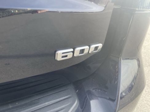 Used 2022 Cadillac Escalade Premium Luxury image 5