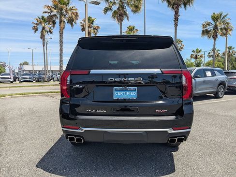 Certified 2025 GMC Yukon Denali AWD/4WD image 4