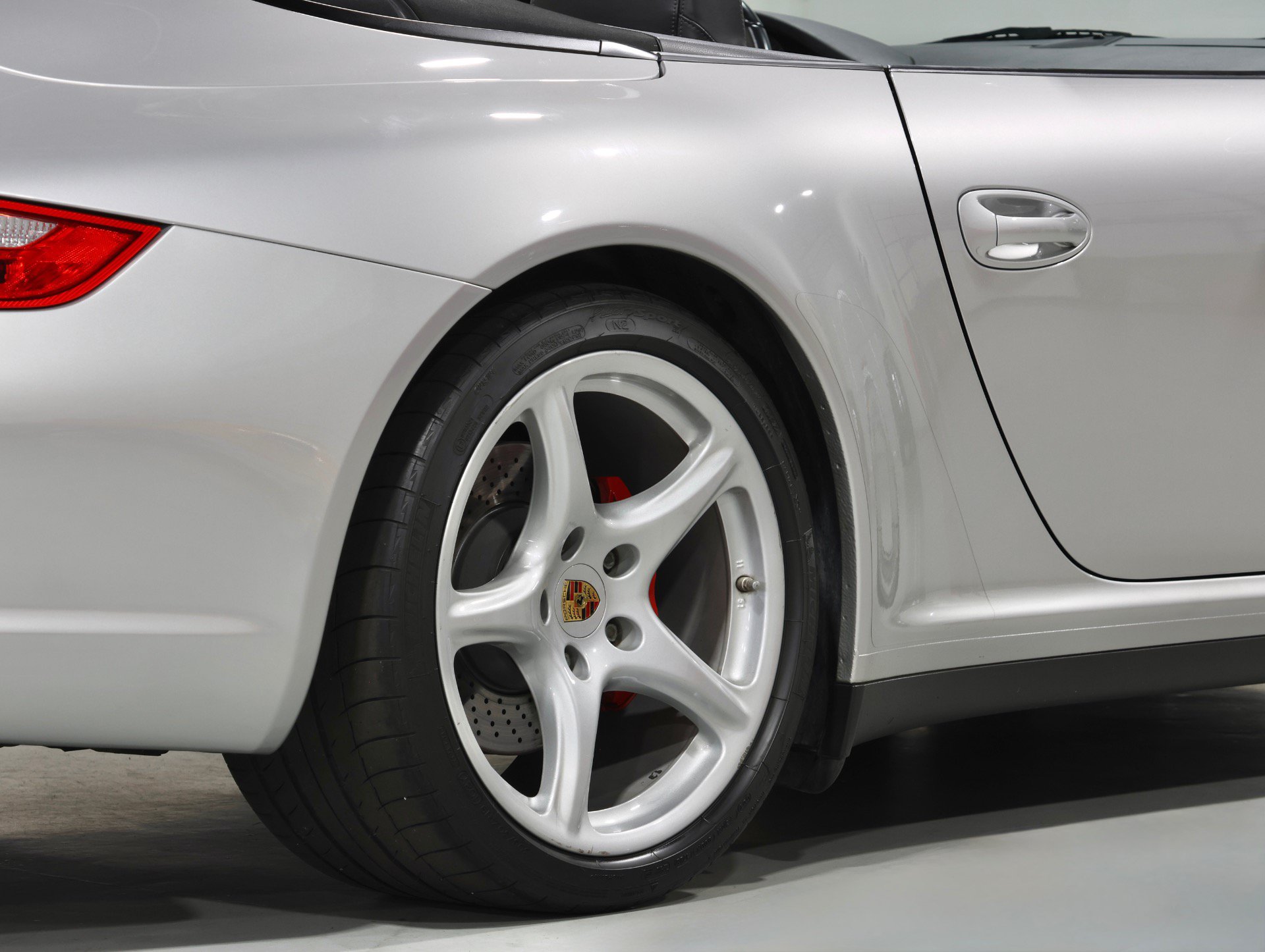 Used 2007 Porsche 911 Cabriolet image 41