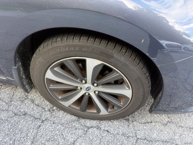 Used 2015 Subaru Legacy 2.5i Limited AWD/4WD image 7