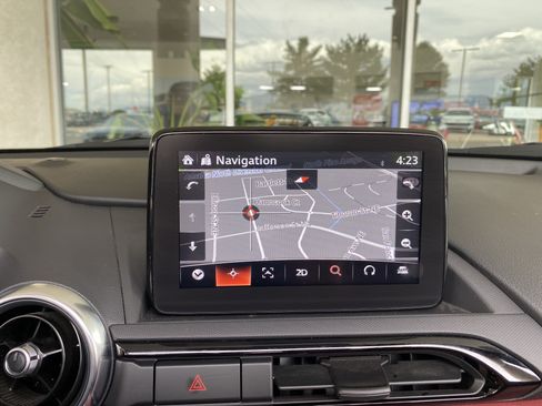 Used 2020 MAZDA MX-5 Miata RF Grand Touring RWD image 3