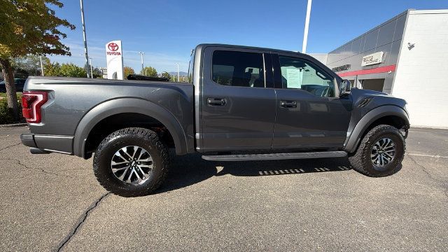 Used 2019 Ford F150 Raptor w/ Equipment Group 802A Luxury AWD/4WD image 3