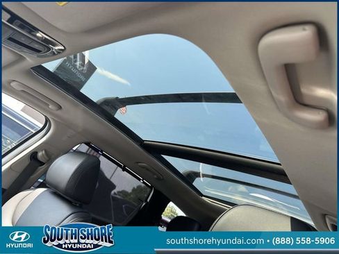 Certified 2023 Hyundai Santa Fe SEL w/ Premium Package AWD/4WD image 19