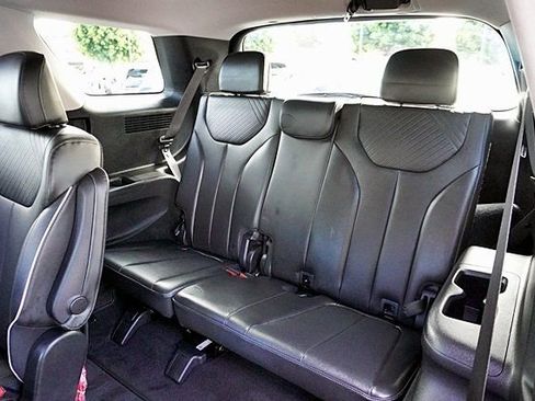 Used 2025 Hyundai Palisade SEL image 19