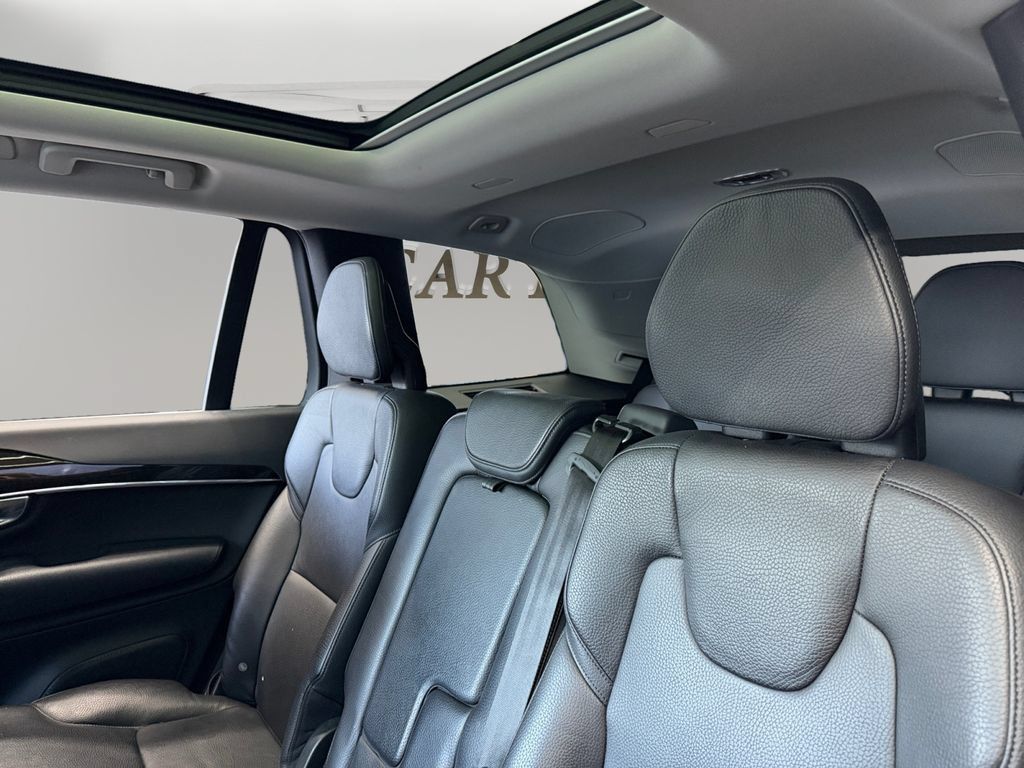 Used 2017 Volvo XC90 T6 Momentum AWD/4WD image 13