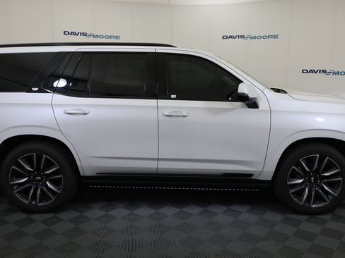 Used 2021 Cadillac Escalade Sport w/ Driver Assist Tech Package AWD/4WD image 5