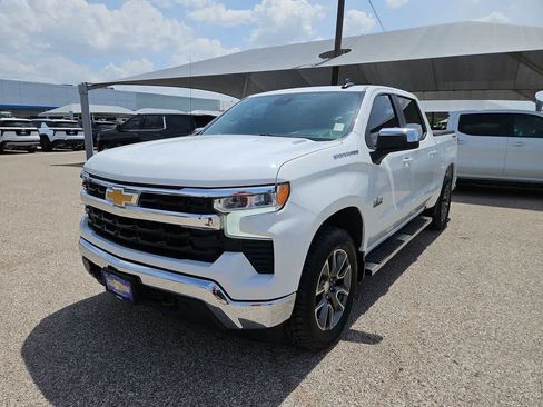 Used 2024 Chevrolet Silverado 1500 LT w/ Texas Edition Plus AWD/4WD image 4