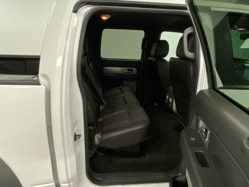 Used 2014 Ford F150 Raptor w/ Equipment Group 801A Luxury image 35