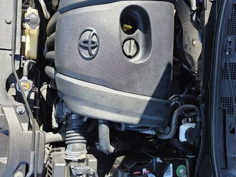 Used 2017 Toyota Yaris iA image 30