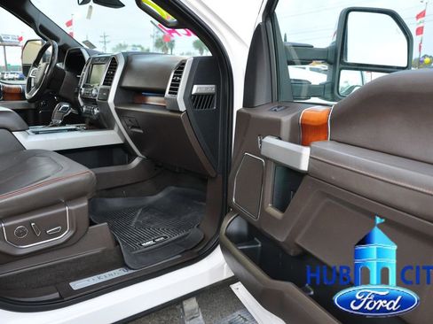 Used 2015 Ford F150 King Ranch w/ Equipment Group 601A Luxury image 17