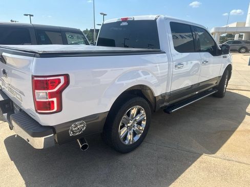 Used 2018 Ford F150 XLT w/ Equipment Group 302A Luxury RWD image 2