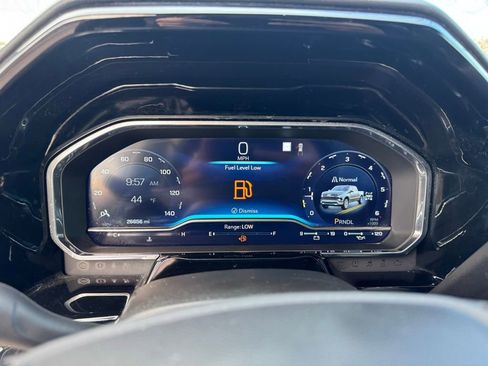 Used 2022 Chevrolet Silverado 1500 LT image 13