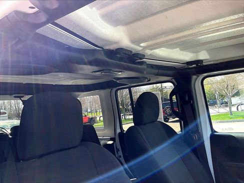Used 2023 Jeep Wrangler Unlimited AWD/4WD image 22