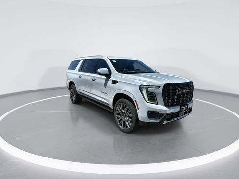 New 2026 GMC Yukon XL Denali Ultimate image 2