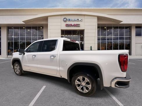 Certified 2025 GMC Sierra 1500 SLT RWD image 10