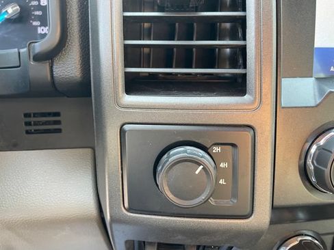 Used 2021 Ford F250 XL w/ Power Equipment Group AWD/4WD image 21